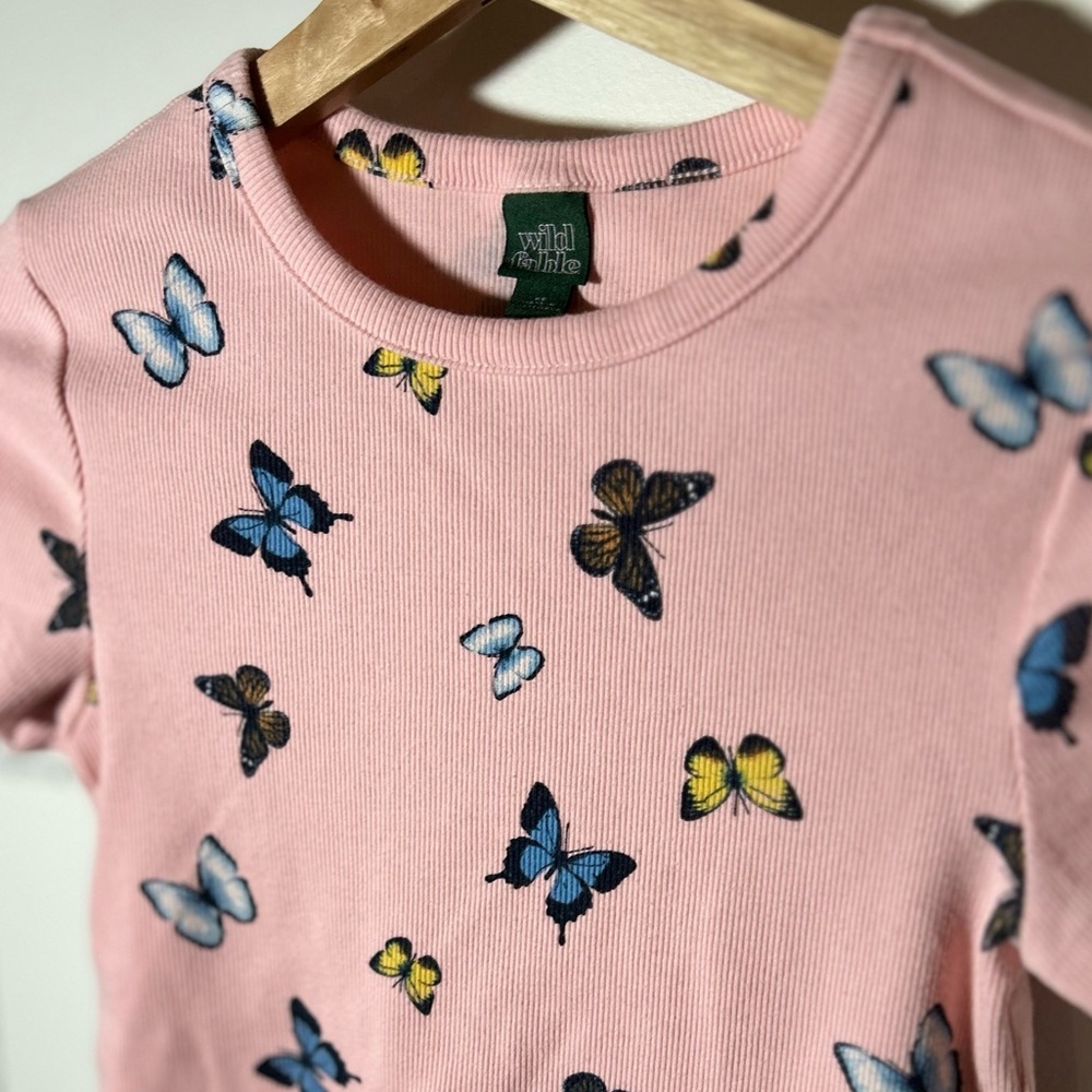 Wild Fable Baby Tee Pink w/Butterflies, Ribbed with Stretch, Short Sleeve XS - Picture 2 of 7